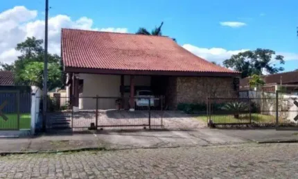 Casa com 5 quartos à venda no Bucarein, Joinville 