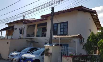 SOBRADO no BUCAREIN com 4 quartos para VENDA, 240 m²