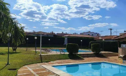 Sobrado com 5 dormitórios à venda, 350 m² por r$ 890.000,00 - universitário - uberaba/mg