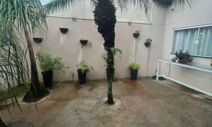 Casa com 3 dormitórios à venda, 140 m² por r$ 550.000,00 - jardim nenê gomes - uberaba/mg