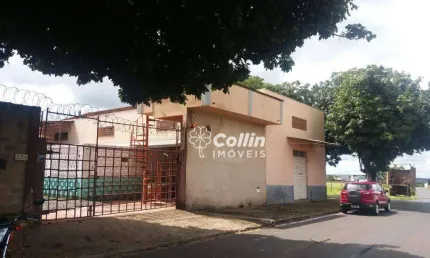 Galpão para alugar, 615 m² por r$ 10.480,00/mês - recreio dos bandeirantes - uberaba/mg
