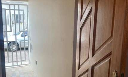 ÓTIMA RESIDENCIA, LOCALIZADA  VILA ÁRENS , PROXIMO À ESTAÇÃO COMETA