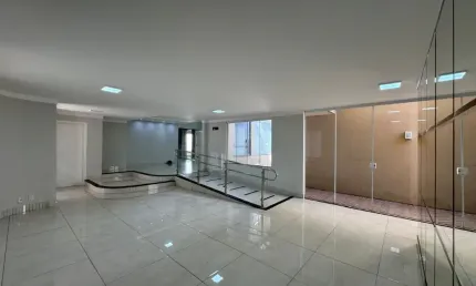 Imóvel Comercial disponível para locação na Vila Universitária, Bauru-SP