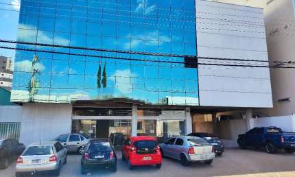 Prédio disponível para locação na Avenida Duque de Caxias em Bauru-SP