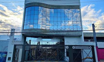 Prédio com 4 salas para alugar na Avenida Comendador José da Silva Martha, 7, Jardim Estoril, Bauru