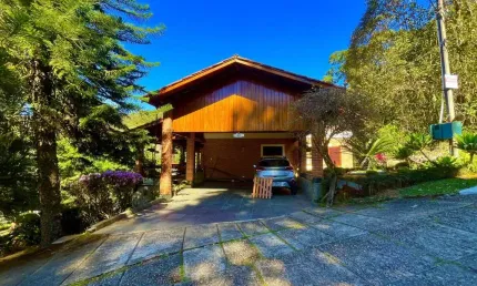 Casa para Venda em Atibaia, Clube da Montanha, 4 dormitórios, 1 suíte, 5 banheiros, 4 vagas