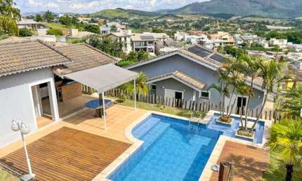 Casa para Venda em Atibaia, Serra da Estrela, 3 dormitórios, 2 suítes, 3 banheiros, 2 vagas