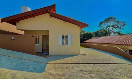Casa para Venda em Atibaia, Ribeirão dos Porcos, 2 dormitórios, 2 suítes, 3 banheiros, 2 vagas