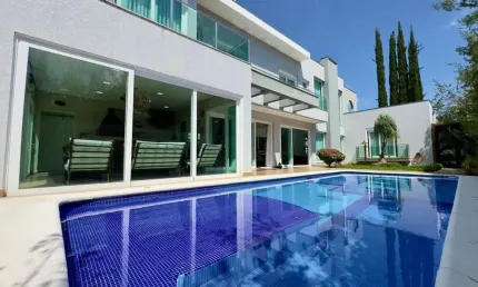 Casa para Venda em Atibaia, Figueira Garden, 4 dormitórios, 4 suítes, 5 banheiros, 2 vagas