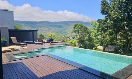 Casa para Venda em Atibaia, Itapetinga, 3 dormitórios, 3 suítes, 4 banheiros, 2 vagas