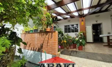 Casa com 2 quartos à venda na Rua James Adam, 54, Saúde, São Paulo