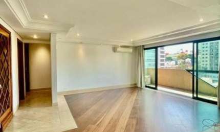 Apartamento na Vila Mariana com 4 dormitórios, 198 m²