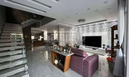 Excelente Casa duplex com 3 suites, Condomínio Golden Village - Campo Grande