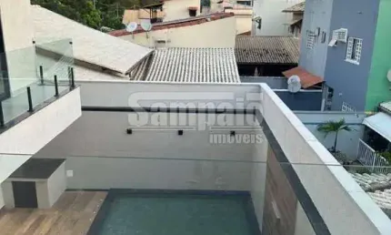 Excelente casa com 04 quartos no Condomínio Vale Encantado