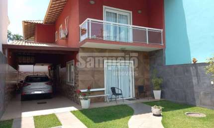 Espetacular Casa Duplex de 03 quartos no Condomínio Vale das Palmeiras