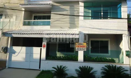 Casa em condomínio fechado com 4 quartos à venda em Campo Grande, Rio de Janeiro 
