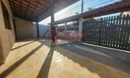 Casa com 3 quartos à venda na Praia das Palmeiras, Caraguatatuba , 167 m2 por R$ 720.000