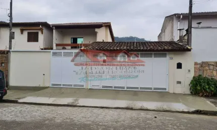 Sobrado reformado, com 03 quartos ( sendo 02 suítes)- Estrela D&amp;apos;Alva- Caraguatatuba/SP