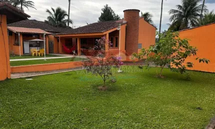Casa com 4 quartos à venda na Praia da Enseada, São Sebastião , 204 m2 por R$ 1.000.000
