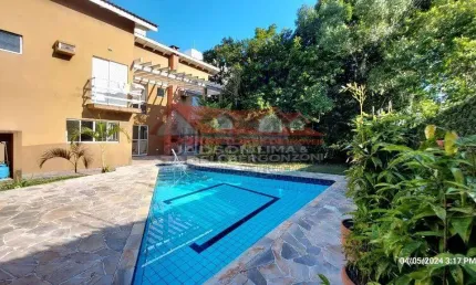 Casa de luxo à venda em Caraguatatuba-SP, Massaguaçu: 3 quartos, 3 suítes, 3 salas, 5 banheiros, 3 vagas de garagem, 400m².