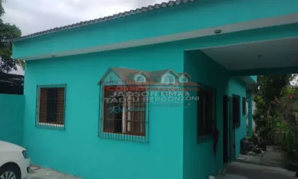 Casa com 2 quartos à venda no Travessão, Caraguatatuba , 129 m2 por R$ 310.000
