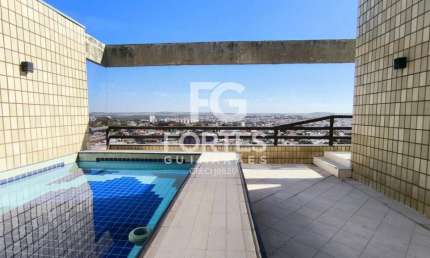 Apartamento Cobertura Duplex 273m² com 5 quartos sendo 4 suítes (01 máster) e com armários, no Higienópolis, alto do Centro da cidade;