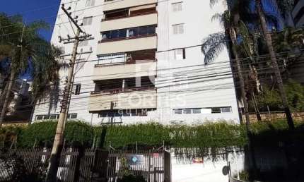 Apartamento com 3 Quartos com 103 m² de area construída no Bairro do Centro!
