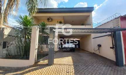 Casa/ Sobrado com 03 Quartos de 310 m² no Bairro Vila Maria Luiza !