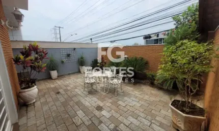 Casa 3 Quartos sendo 1 suíte com 195 m² no Bairro Jardim América!