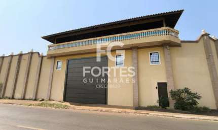 Salão/ Galpão Comercial de esquina com 1.000m² em um terreno de 714m², sendo salão principal aproximadamente 536m² parcialmente coberto, pé direito de 9 metros, entrada para caminhão carreta com doca,