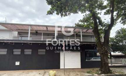 Ponto Comercial de esquina com 242m² AC sendo salão com varanda de 180º, cozinha de apoio e 3 banheiros sendo Masc./ Fem. e 1 com acessibilidade, entre as avenidas Presidente Vargas e Nove de Julho;