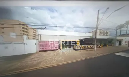 Salão comercial, 2.215,70 m² de área construída, Na Avenida do Café.