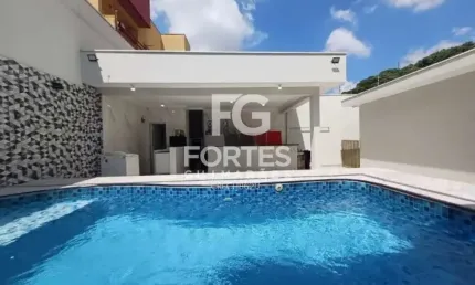 Casa de 3 Quartos com 247,74m² para locação no Parque Bandeirantes