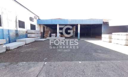 Imóvel Comercial com 2700 m² de área construída no Bairro Jardim Mosteiro!