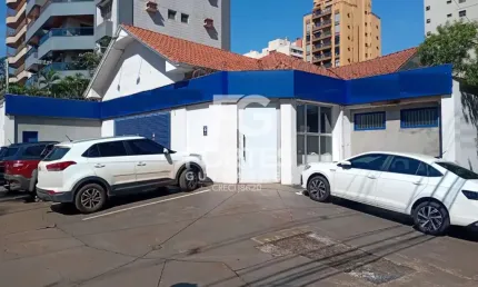 Imóvel Comercial, 13 Salas, 435 m², 04 Vagas Estacionamento Frontal, Centro