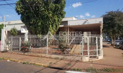 Casa comercial para alugar na Rua Altino Arantes, Jardim América, Ribeirão Preto