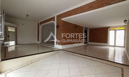 Casa com 3 Quantos de 139,57m² para locação no Jardim Itaú Mirim