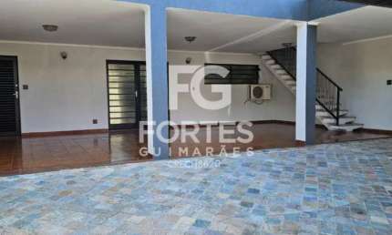 Casa Mista com 3 Quartos de 261 m² de área construída no Bairro Jardim Palma Travassos!