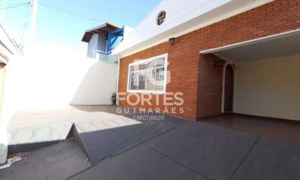Casa com 3 Quartos de 166 m² de área construída no Bairro Jardim América!