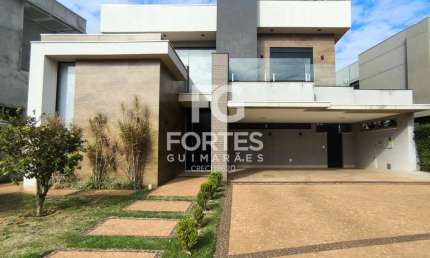 Casa Sobrado com 370m² sendo 5 quartos suítes sendo 1 máster, armários sendo 1 closet, ventiladores de teto e ares condicionados, no condomínio Terras de Florença;