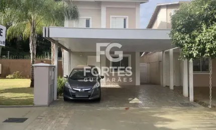 Sobrado em condomínio, 3 quartos, 1 suíte, 142,78 m² de construção/Vila do Golf