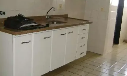 Apartamento de 3 Quartos de 100 m² de área construída no Bairro Centro!
