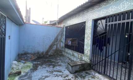 Casa com 2 quartos à venda na Estrada do Icuí-Guajará, 30, Icuí-Guajará, Ananindeua