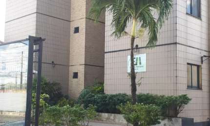 Alugo apartamento de 3 quartos sendo 1 suíte, térreo, próximo ao Shopping Metropole