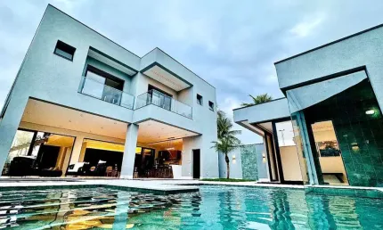 Casa na Praia para Venda em Guarujá, Jardim Acapulco, 5 dormitórios, 5 suítes, 7 banheiros, 4 vagas