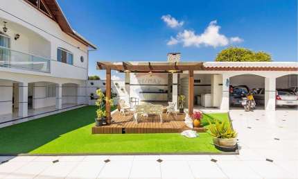 Casa no Campo Comprido 380m² – Estuda Permuta - 5 quartos sendo 2 suítes – 10 vagas