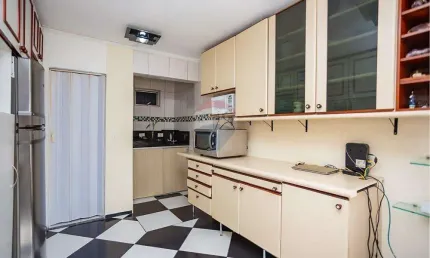 Venda Stúdio 26m² - Semi mobiliado – Rua Alferes Poli a 1 quadra da UTFPR e FAE -aceita AirBnb