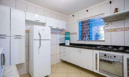 Sobrado com  3 quartos sendo 1 suíte  - Parque da Fonte/São José dos Pinhais R$ 419mil