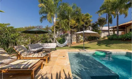 Casa a venda com 3 quartos, sendo 1 suites e 2 demi-suites, no Condominio Terras de Santa Teresa