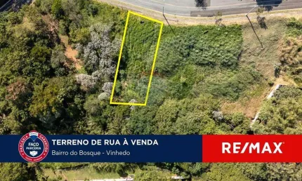 Terreno a venda com 601 m² no bairro do bosque em vinhedo-sp